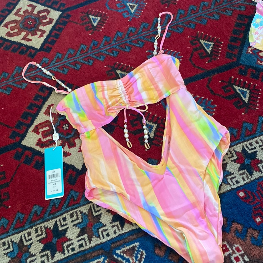 BEACH BUNNY LIZ SKIMPY ONE PIECE NWT MEDIUM BATHING SUIT BIKINI